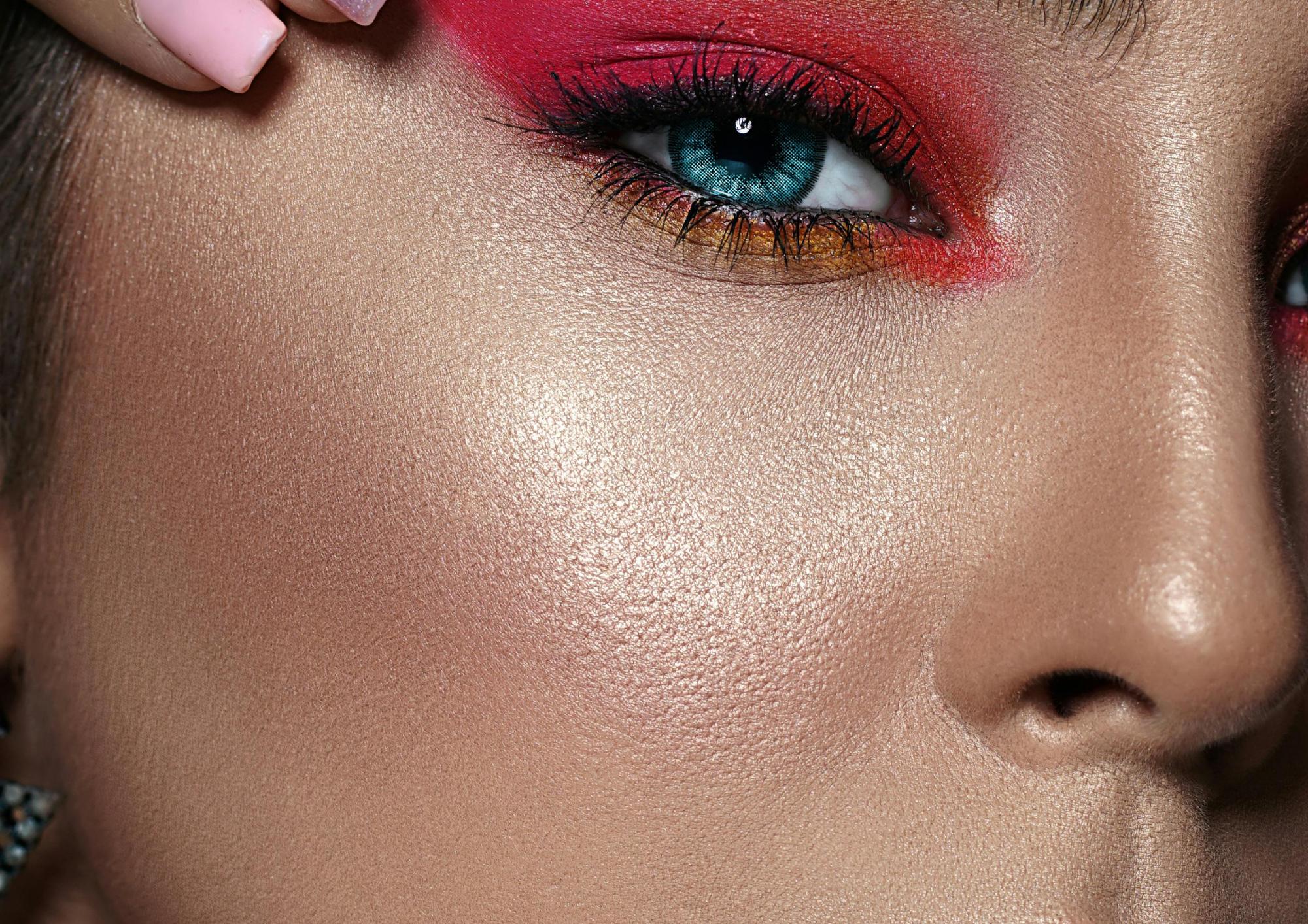 Why Personalized Makeup Looks Better in Real Life and on Camera